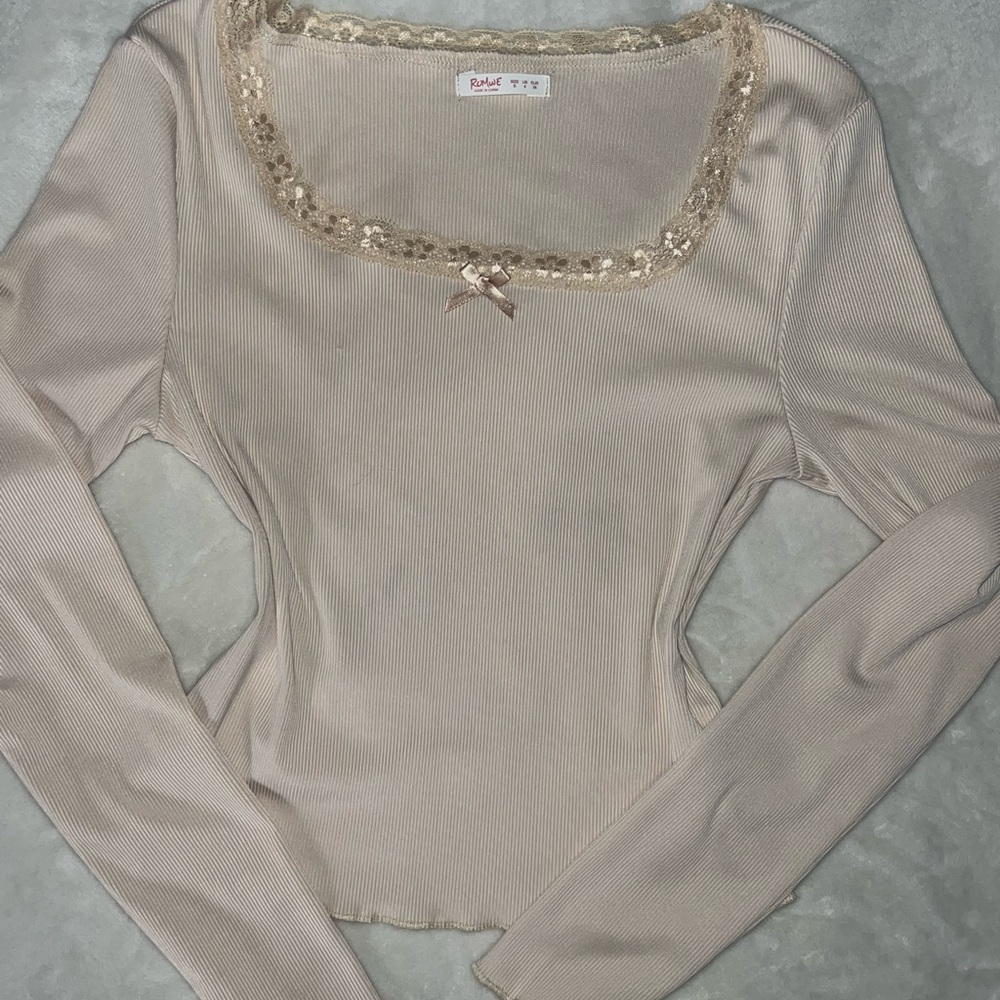 ROMWE Beige Lace Long Sleeve Top